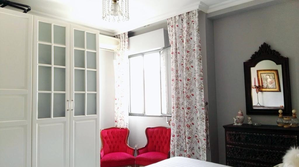 Triana Home & Free Parking Sevilla Kültér fotó