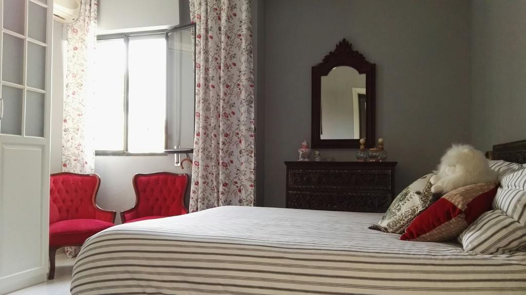 Triana Home & Free Parking Sevilla Kültér fotó